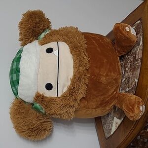 S12 Christmas Squishmallow Benny the Bigfoot EUC